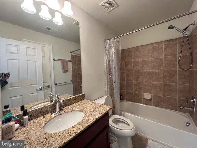 Building Photo - 14878 Potomac Branch Dr