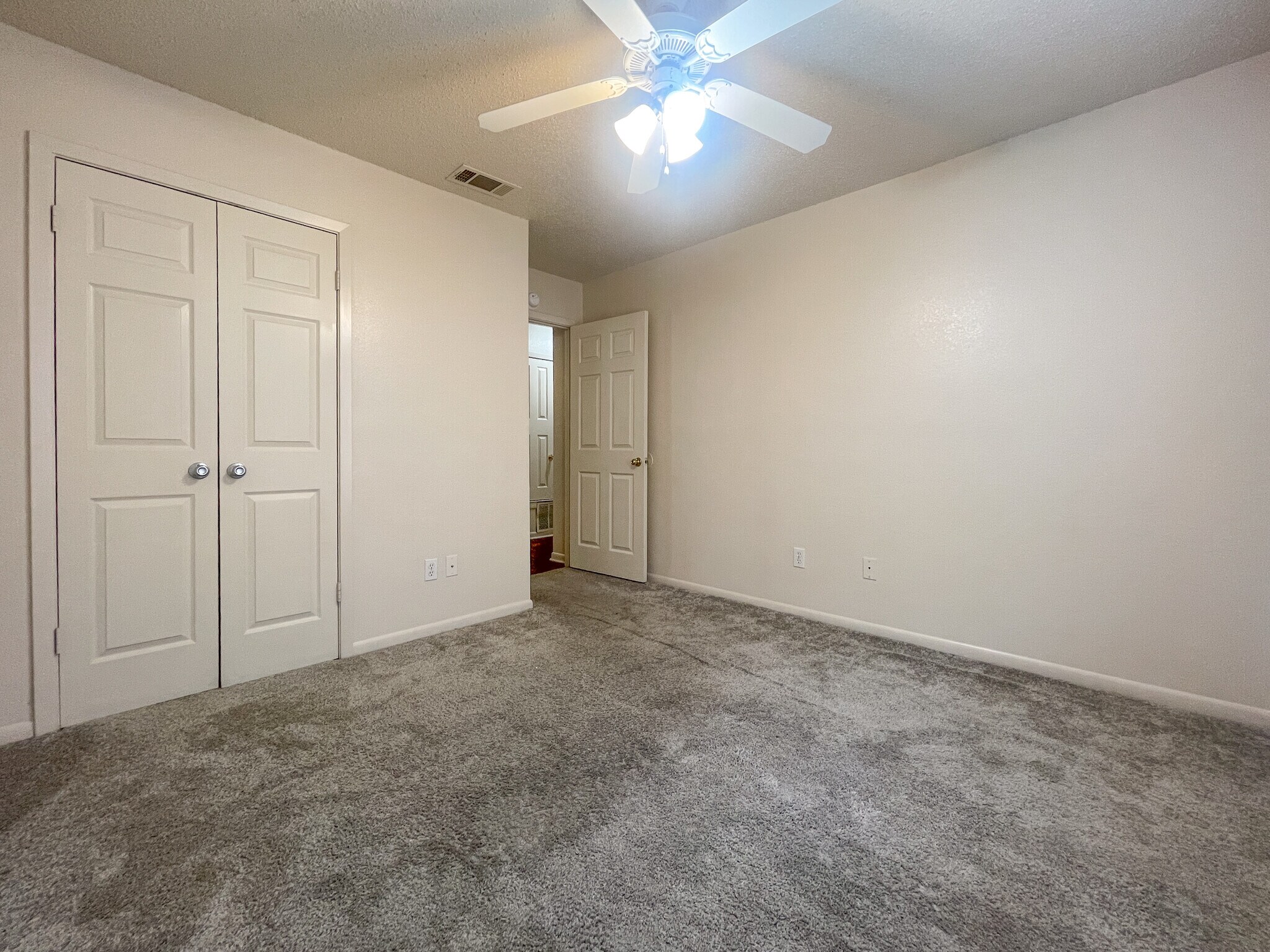 Building Photo - 255 Betty Jane Ln