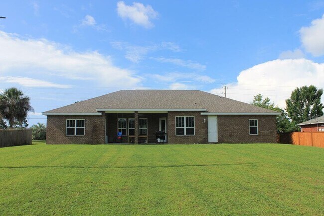 Building Photo - 7442 Manatee St