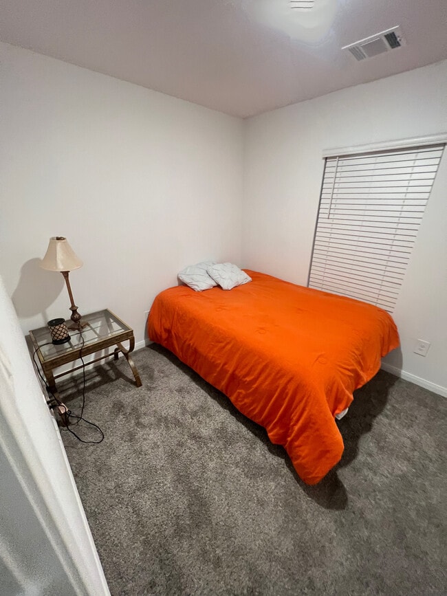 Building Photo - 9718 Marie Village Ct