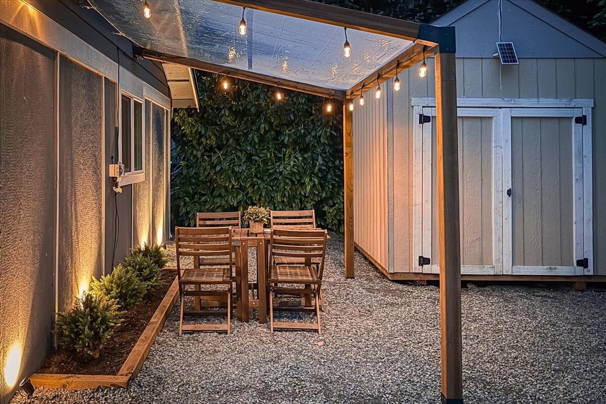 Building Photo - 210 SW 104th St