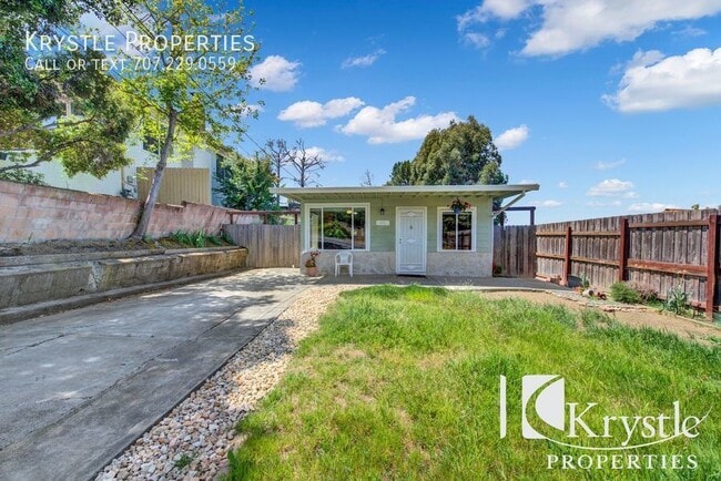 Building Photo - Lovely bungalow in the beautiful, rural co...