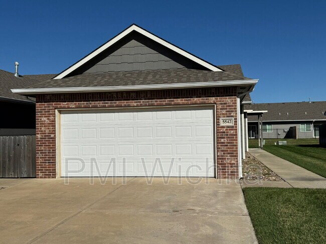 Building Photo - 5542 N Edwards