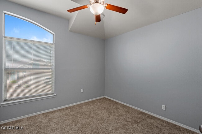 Building Photo - 454 Claiborne St