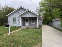 Building Photo - 7315 Toland St