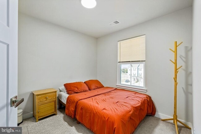 Building Photo - 144 Fletcher Cir