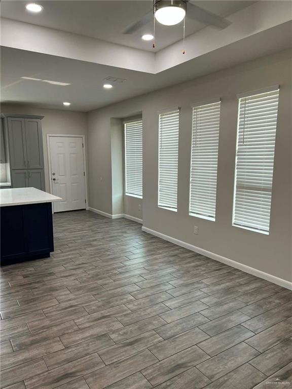 Building Photo - 20 Swallow Ave