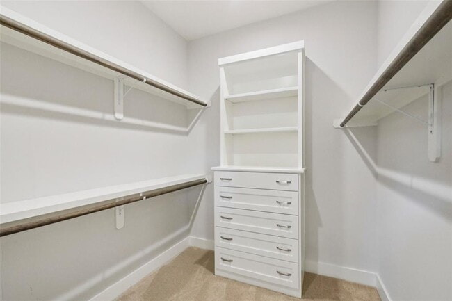 Building Photo - 2404 Sailboat Pass