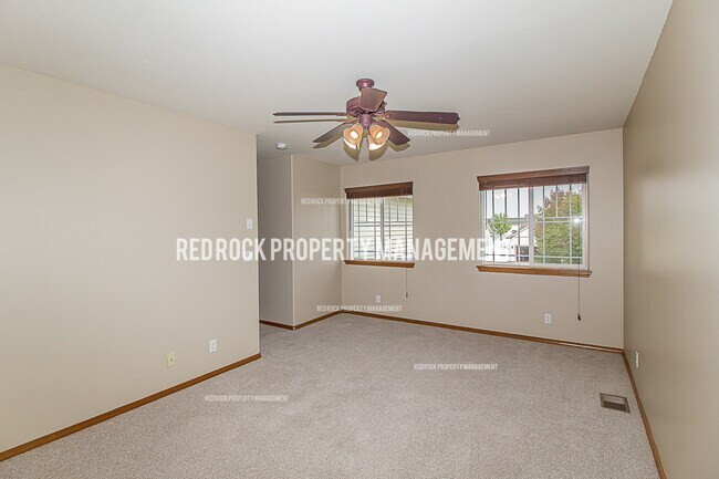 Building Photo - 7005 N Joanna Dr