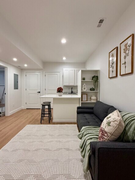 Building Photo - 55 Foster Rd