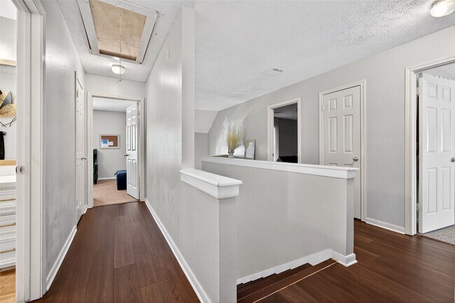 Building Photo - 19115 Keyturn Ln