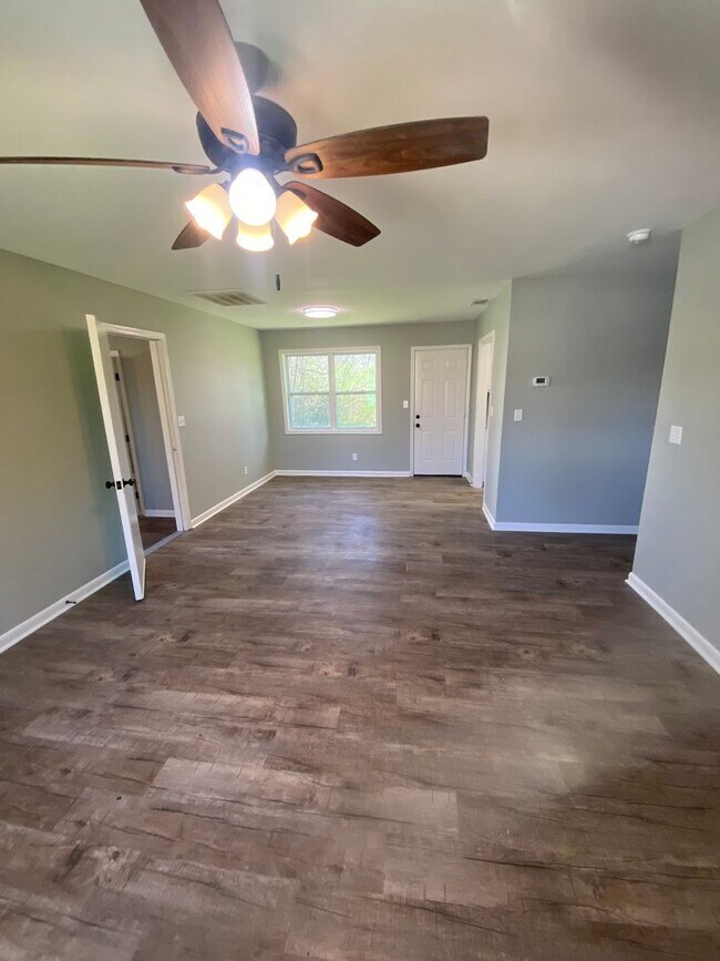 Building Photo - Rental Home in Grant, AL!