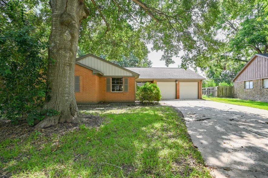 Primary Photo - 1507 Bayou Dr