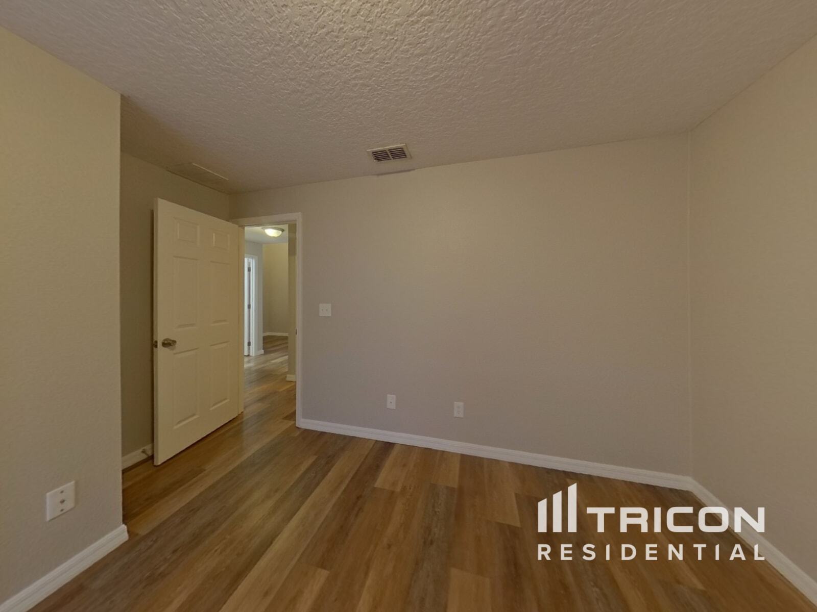 Building Photo - 203 Pima Trail