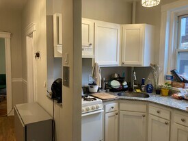 Building Photo - 124 Jersey St