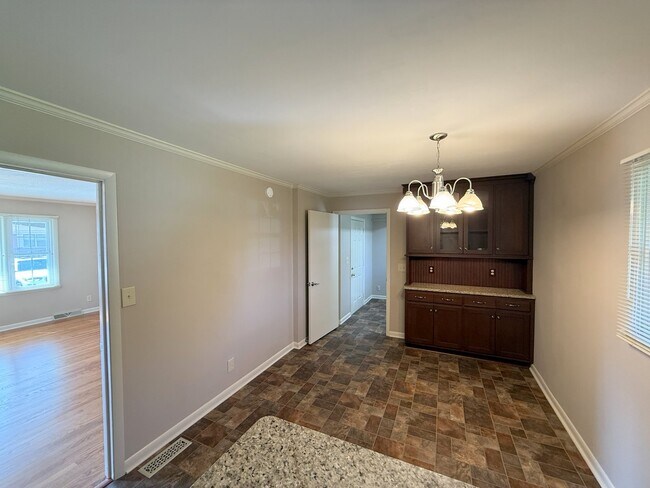 Building Photo - 424 Karter St NW