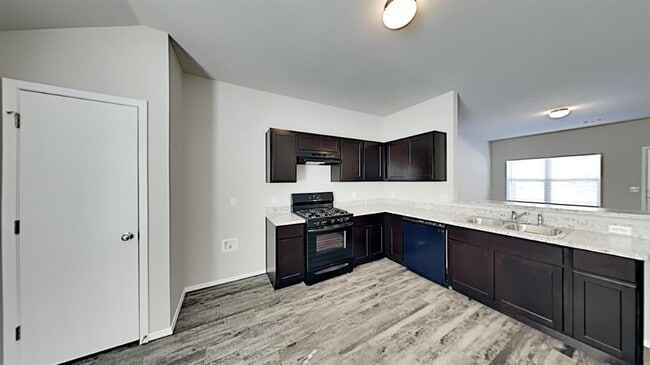 Building Photo - 1833 Jack Rabbit Ln