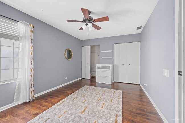 Building Photo - 2518 Carrolwood Rd