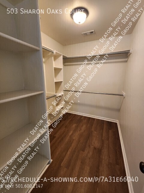 Building Photo - 503 Sharron Oaks Ct