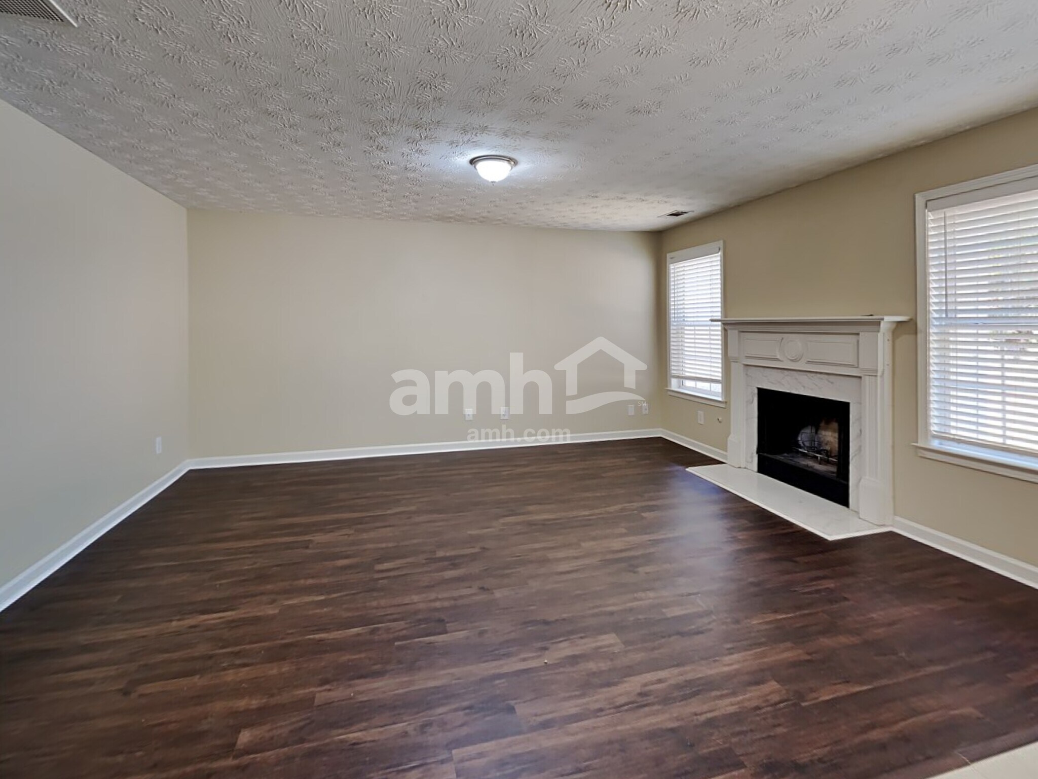 Building Photo - 3801 Bogan Mill Rd