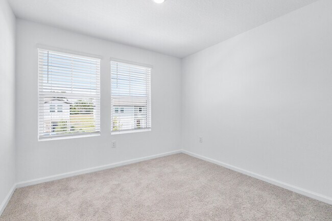 Building Photo - 3265 Vesara Dr