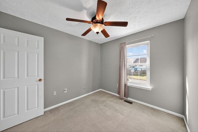 Building Photo - 6010 Sirenia Pl