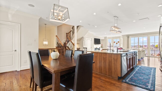 Building Photo - Waterfront living in the heart of Canton!