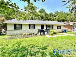 Building Photo - 3215 Delia Ln NW