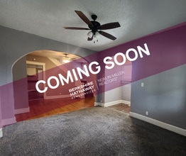 Building Photo - 2 Bedroom, 1.5 Bathroom home conveniently located on Terre Haute's desirable southeast side near ...