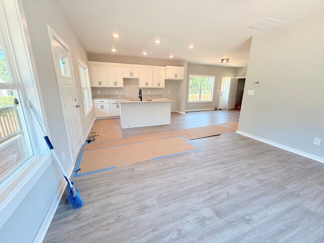 Building Photo - Brand-New Construction | 4 Bed / 3 Bath