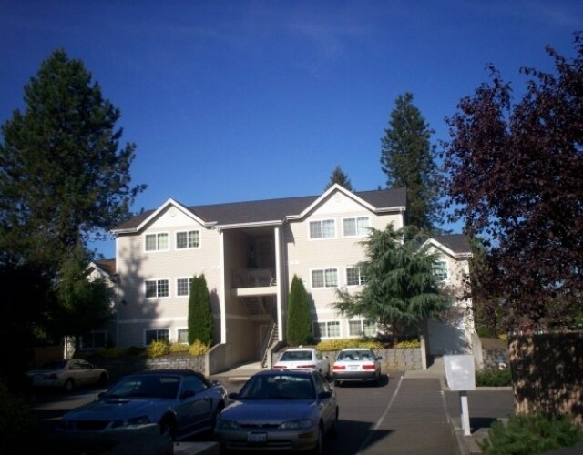 Primary Photo - Corridor Apartments