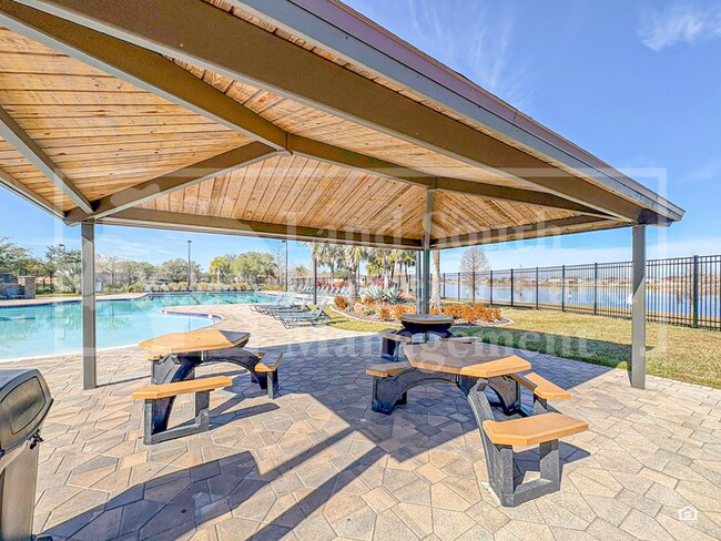 Building Photo - 6720 Great Bear Dr