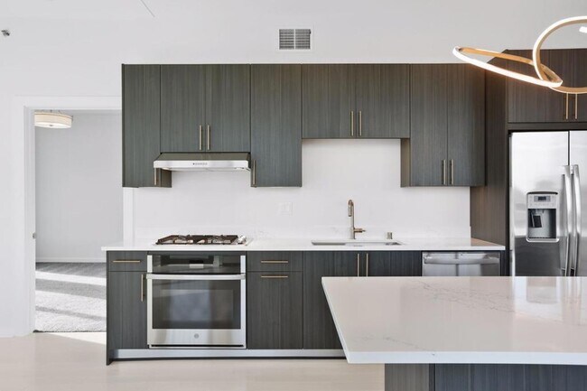 Building Photo - 1240 S 2nd St