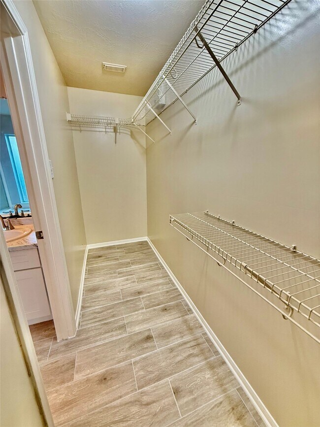 Building Photo - 10827 Moonlit Meadows Ct