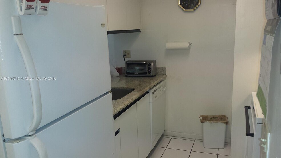 Building Photo - 15615 SW 74th Circle Dr