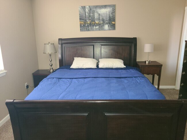 Building Photo - 8704 Rough Rider Rd NE