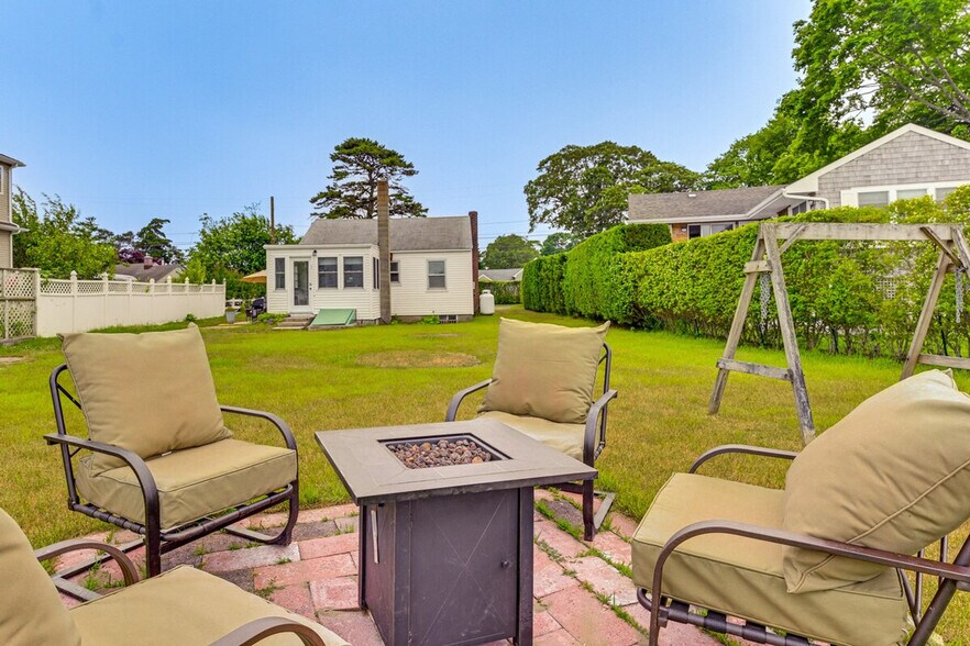 Building Photo - 57 West End Ave