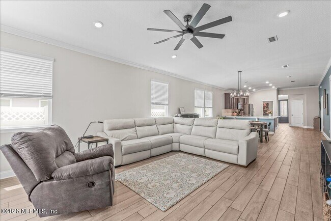 Building Photo - 162 Creekmore Dr