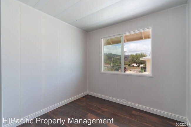 Building Photo - 2 br, 1 bath House - 87-346 Hakimo Rd B