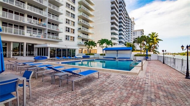 Building Photo - 5750 Collins Ave