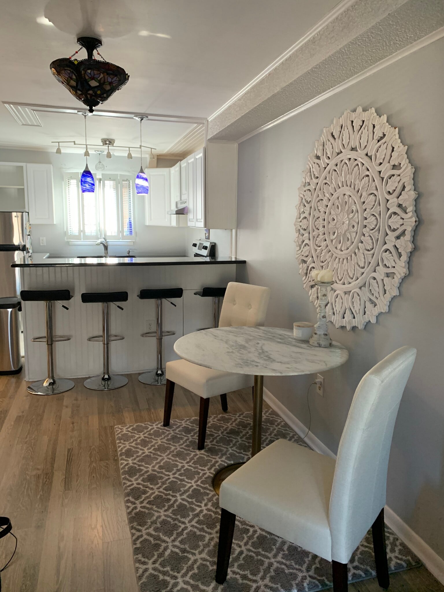 Dining Room - Breakfast Bar - 231 Canal Park Dr