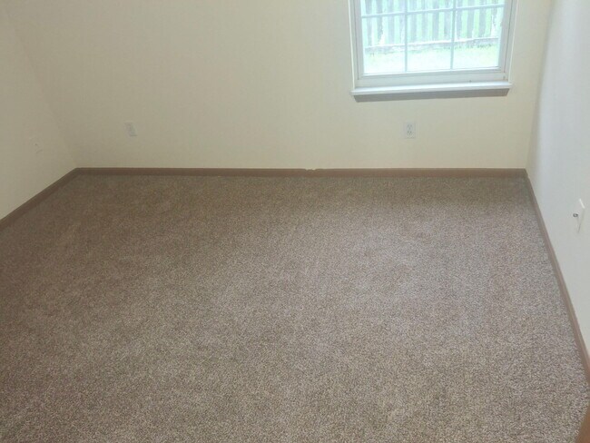 Building Photo - 3708 Panther Dr