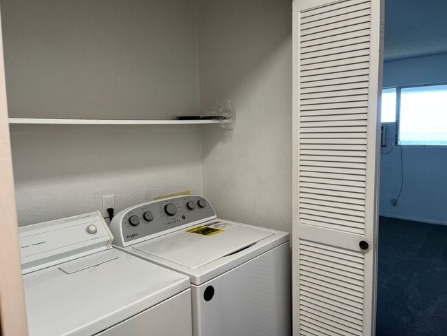 Building Photo - Waiau Garden Court Townhouse - 2 bedroom, ...