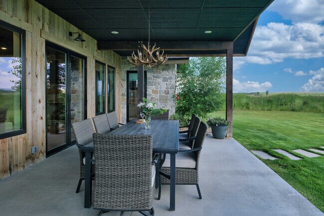 Building Photo - 4742 Heads Up Rd