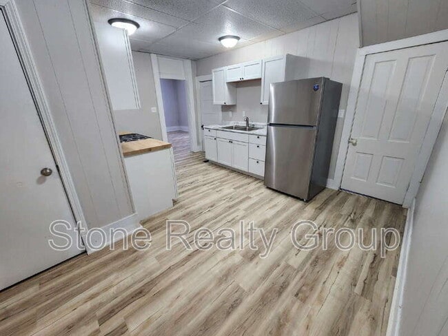 Building Photo - 1515 Chase St