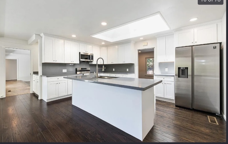 Building Photo - 30 Warmwood Way