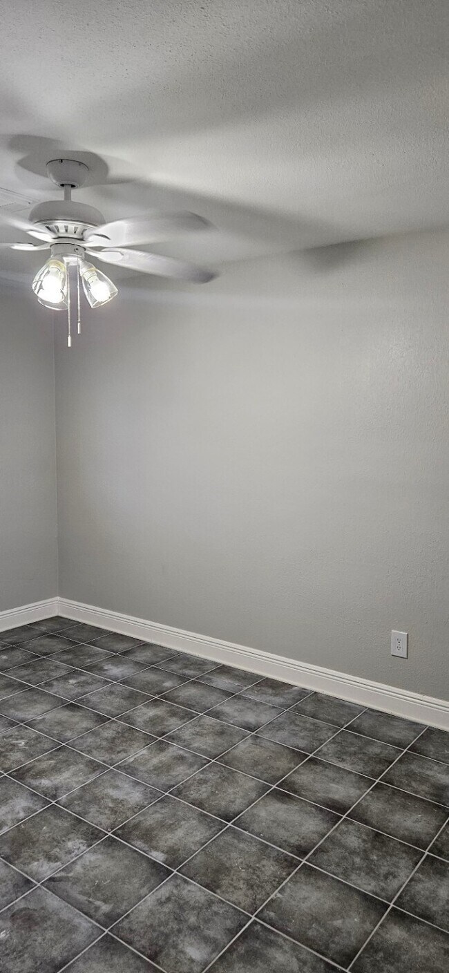 Building Photo - 11307 Sageheather Dr