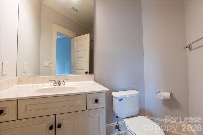 Building Photo - 1031 Oriole St