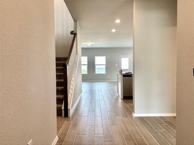 Building Photo - 11624 Comano Dr