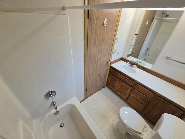 Building Photo - 2 Bedroom 2 Bath Home in Stanwood!